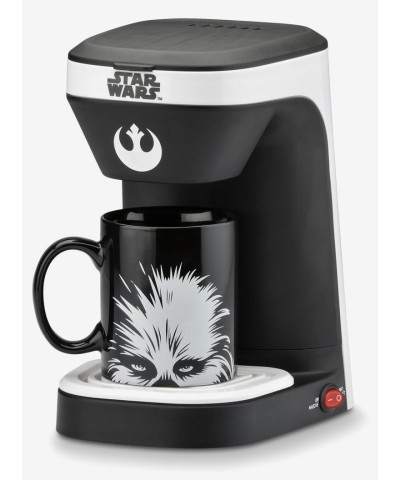 Star Wars Excitement: Chewbacca-Themed 1-Cup Coffee Maker with Mug